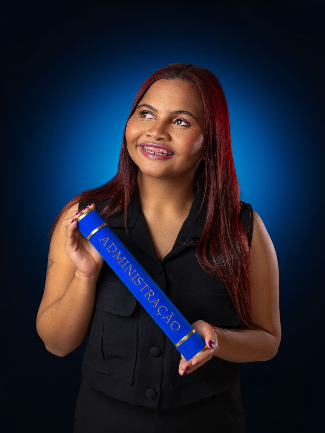 Retrato de formatura em São Paulo para celebrar anos de dedicação e uma grande conquista. Fotografia profissional para registrar sua história, seu orgulho e o início de uma nova fase.
