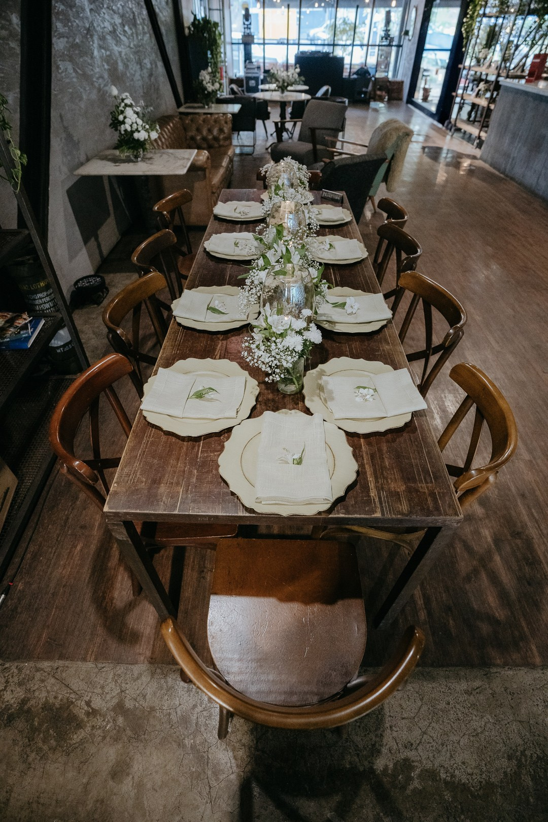 O Mocca Coffee & Meals foi cenário do casamento de Julia e Leo em Nova Lima MG, marcado por emoções reais e uma celebração intimista. A Edu e Josi Fotografia registrou tudo com leveza e autenticidade.