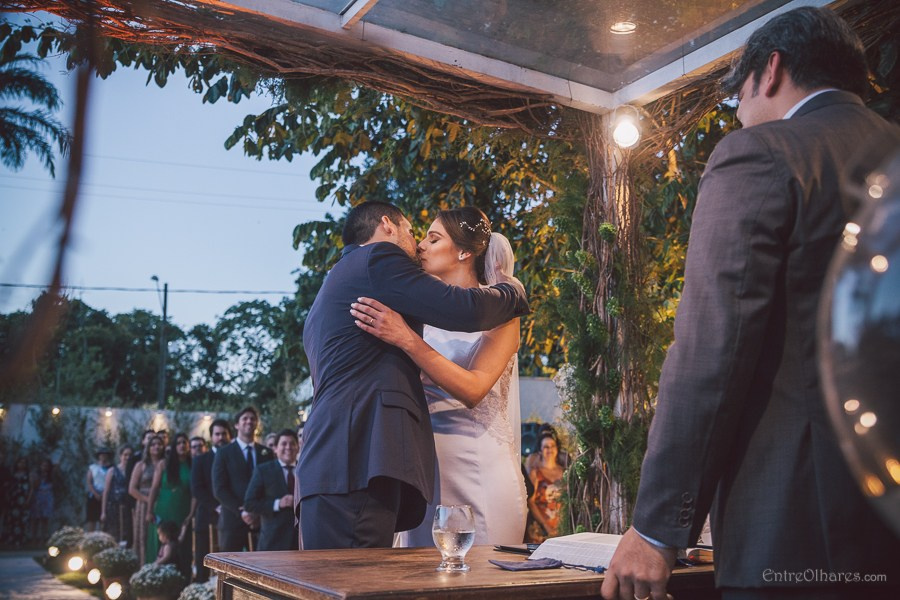 Casamento de Márcia e Marcos na Casa de Chá em Aldeia Pernambuco. Casamento ao ar livre. EntreOlhares Fotografia e Filmagem de Casamentos em Recife/PE e João Pessoa/PB — Momentos únicos eternizados com sensibilidade