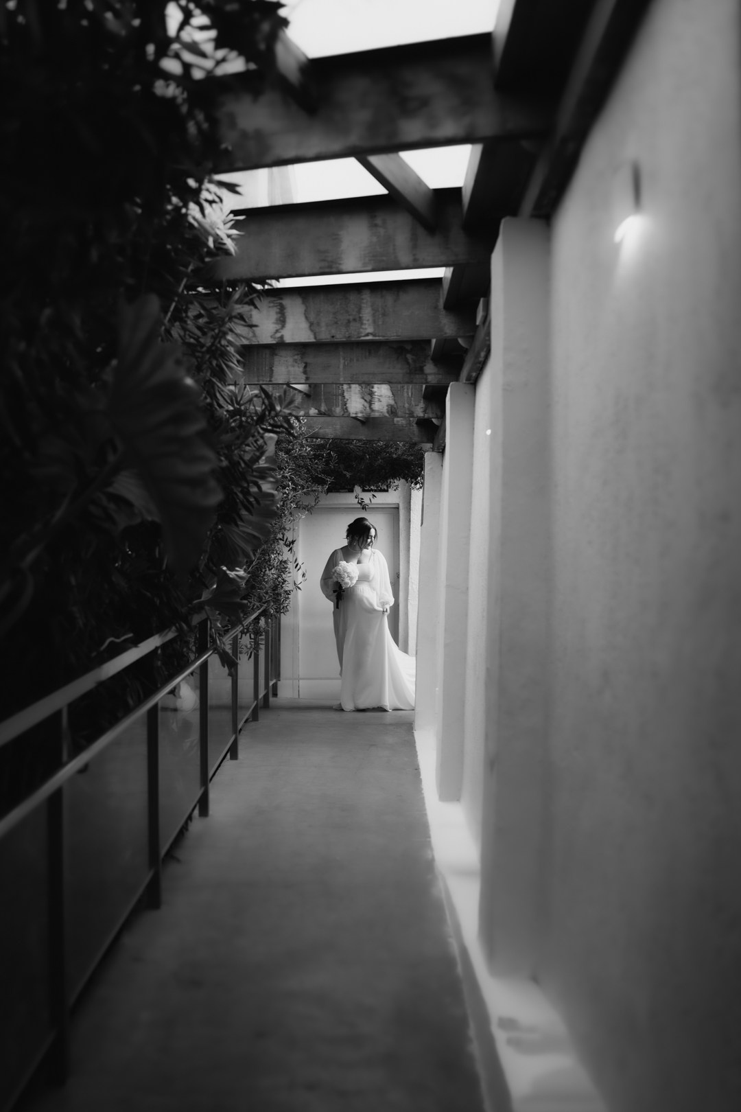 Casamento de Ayla e Adriano no Lá Tertúlia, em Belo Horizonte MG, com ambiente intimista, emoção verdadeira e fotos documentais. A Edu e Josi Fotografia contou essa história com sensibilidade e autenticidade.