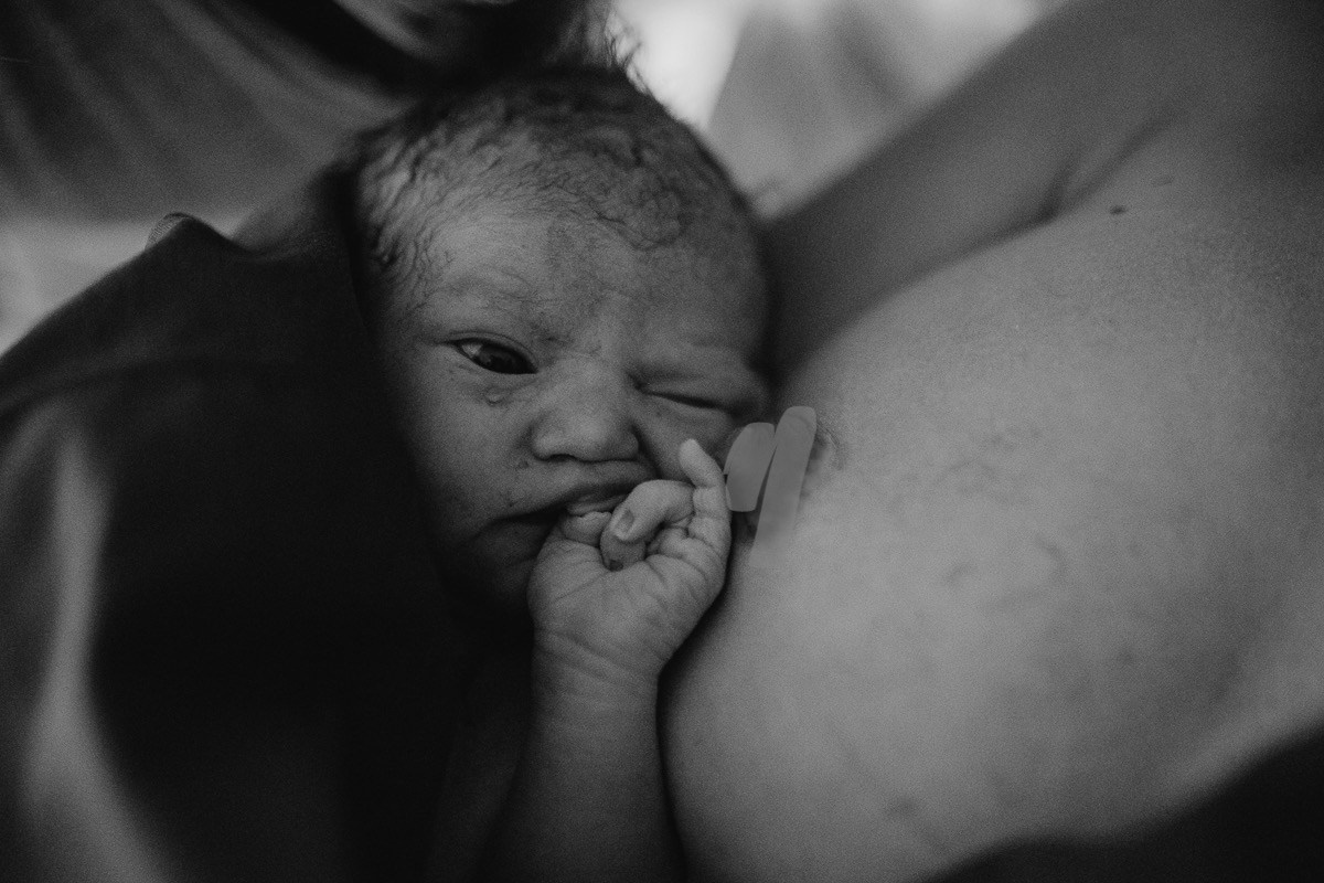 Luna’s Birth. Fotografa documental de familia e nascimento em Florianópolis SC Daria Ermolaev