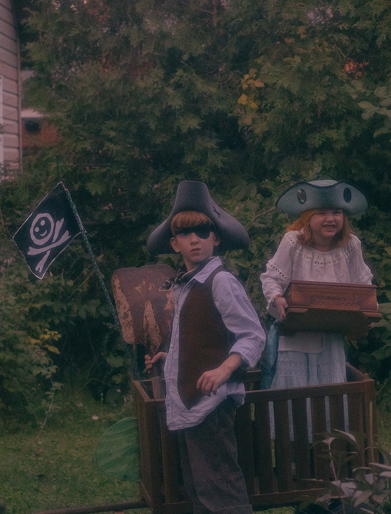 Pirates of the Garden. Toronto Portrait Photographer Lena Lac
