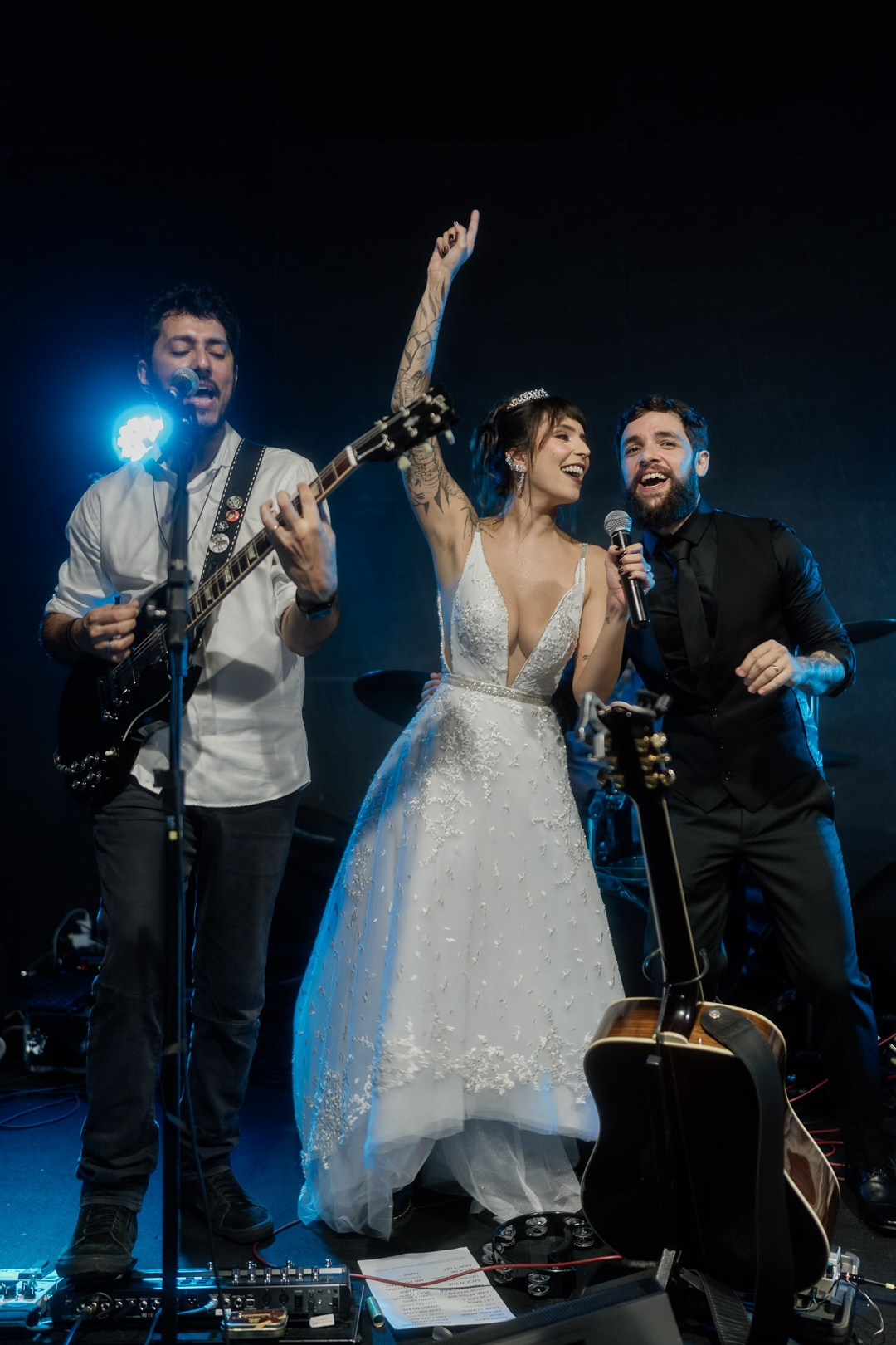 Cecília e João em um casamento documental no Liac Pampulha BH com registros naturais, emoções sinceras e fotografias elegantes e cheias de personalidade.
