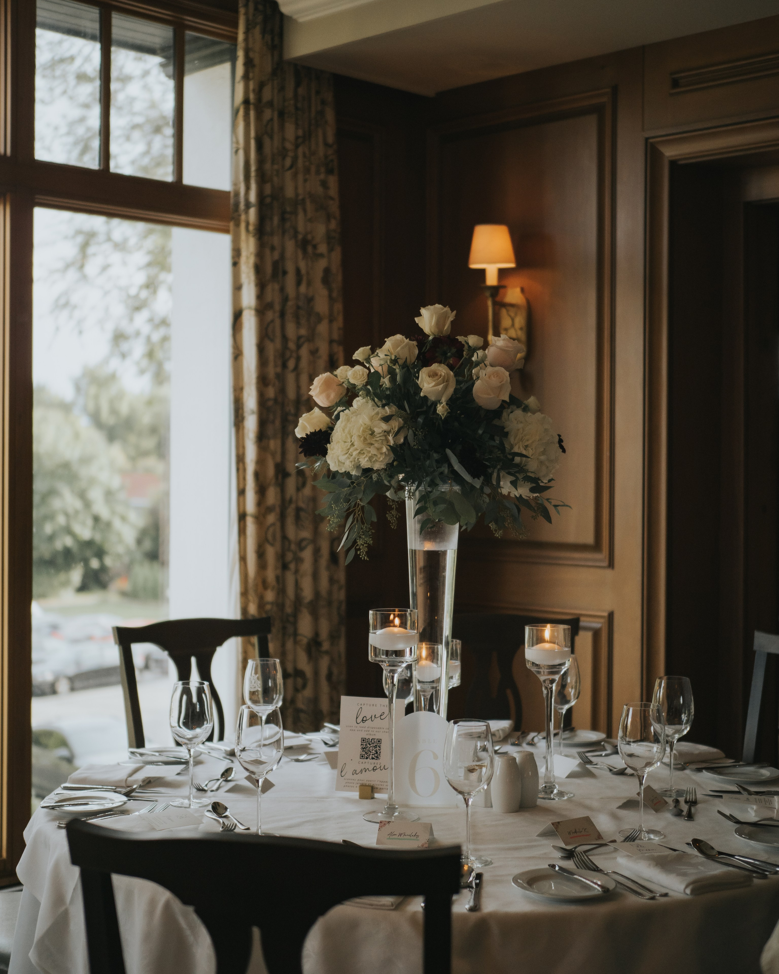 The most romantic rustic wedding venues in and around Montreal. Wedding and Family Photography Montreal Muriel Oe Photo