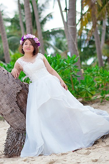 Dress for rent. Hochzeitsplaner Koh Samui | Strand- & Villenhochzeiten – Magic Day