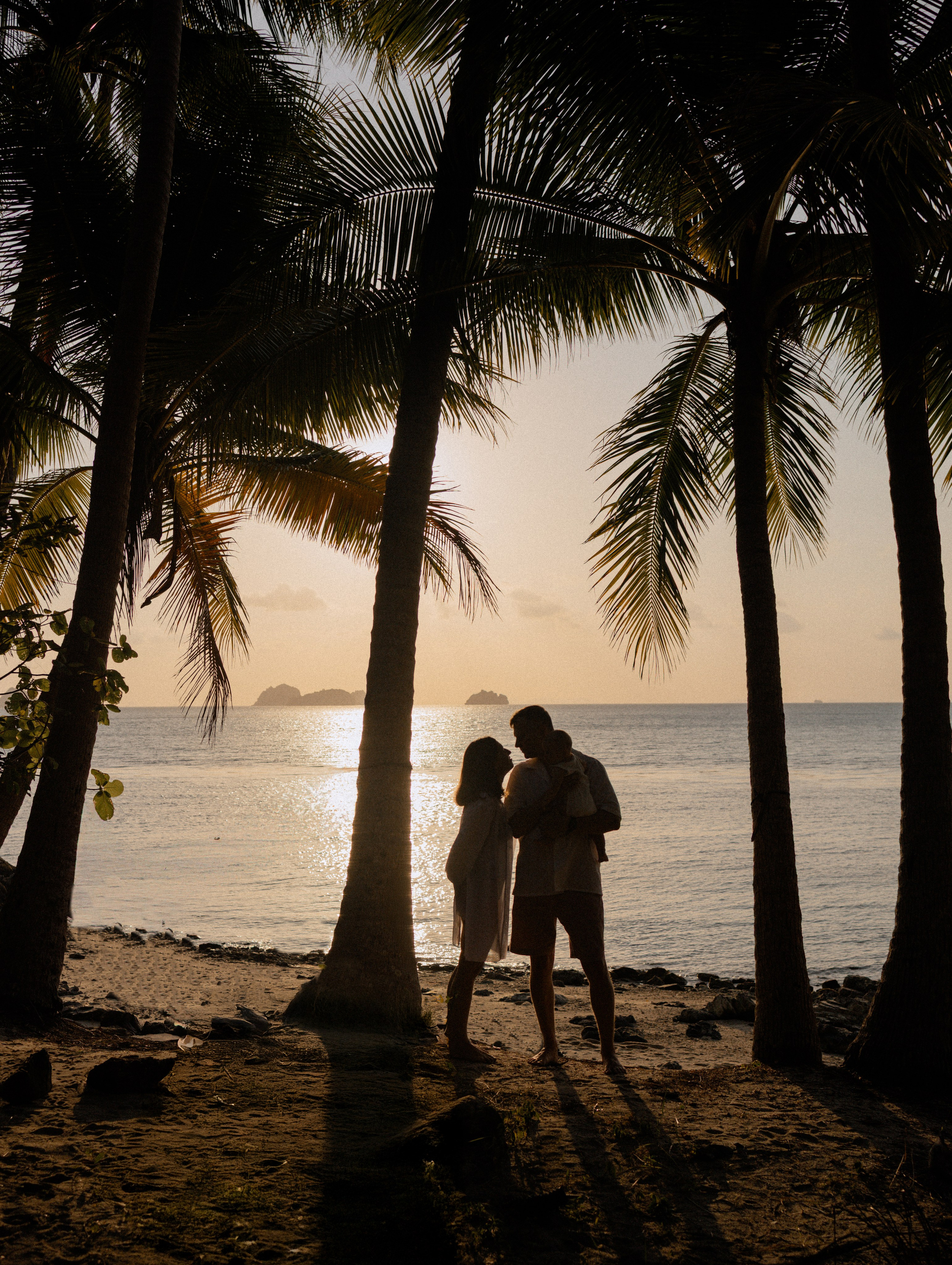 LOCATIONS. Photographer on Koh Samui Elena