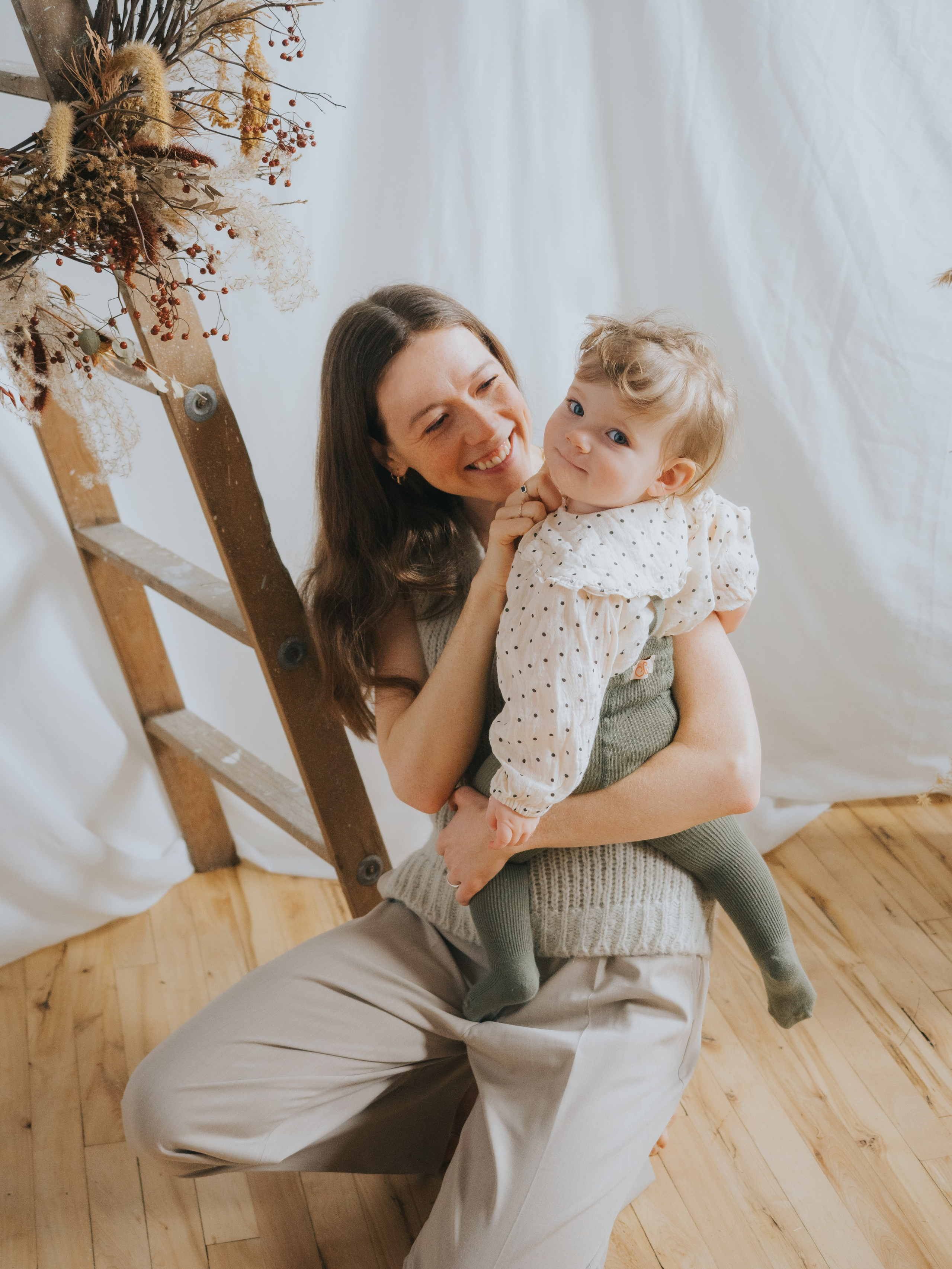 Mothers Day Mini Sessions — the perfect gift for mom!. Mimosa Studios — Motherhood, Portrait & Family Photographer in Montreal