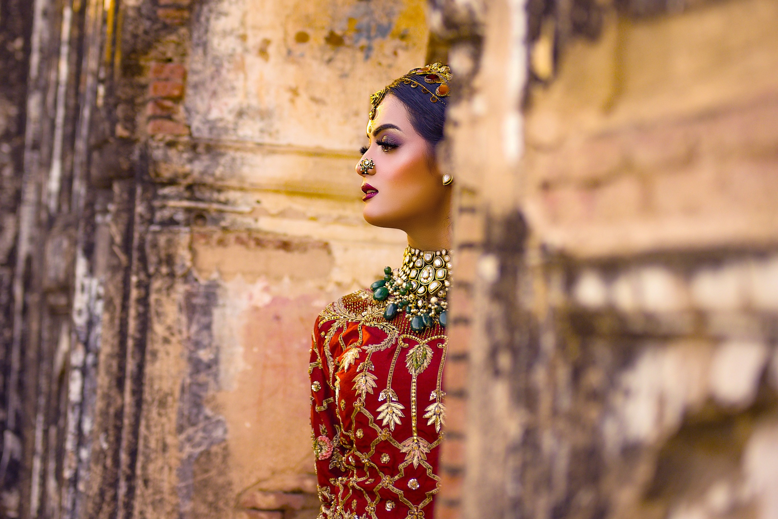 Contact. Amna Ghafoor Photography