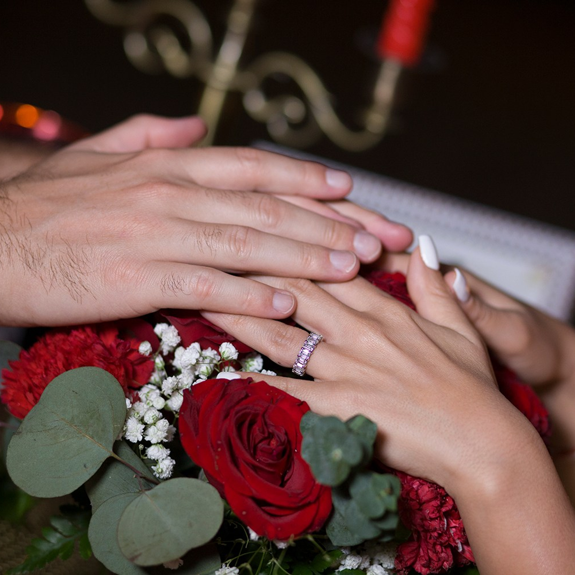Luxury beach proposal in Koh Samui, Thailand. Private sunset setup with candles, flowers, and ocean view for an unforgettable engagement experience.