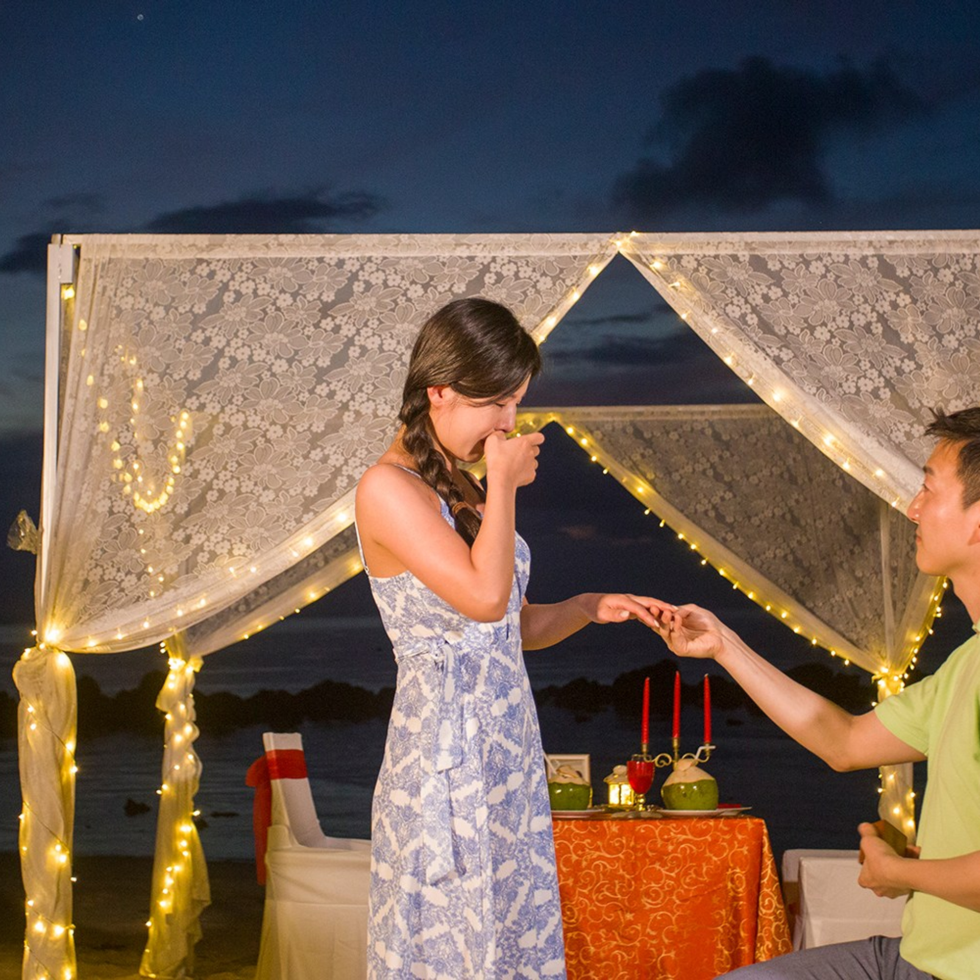 Photo. Romantic proposal on Koh Samui, Thailand