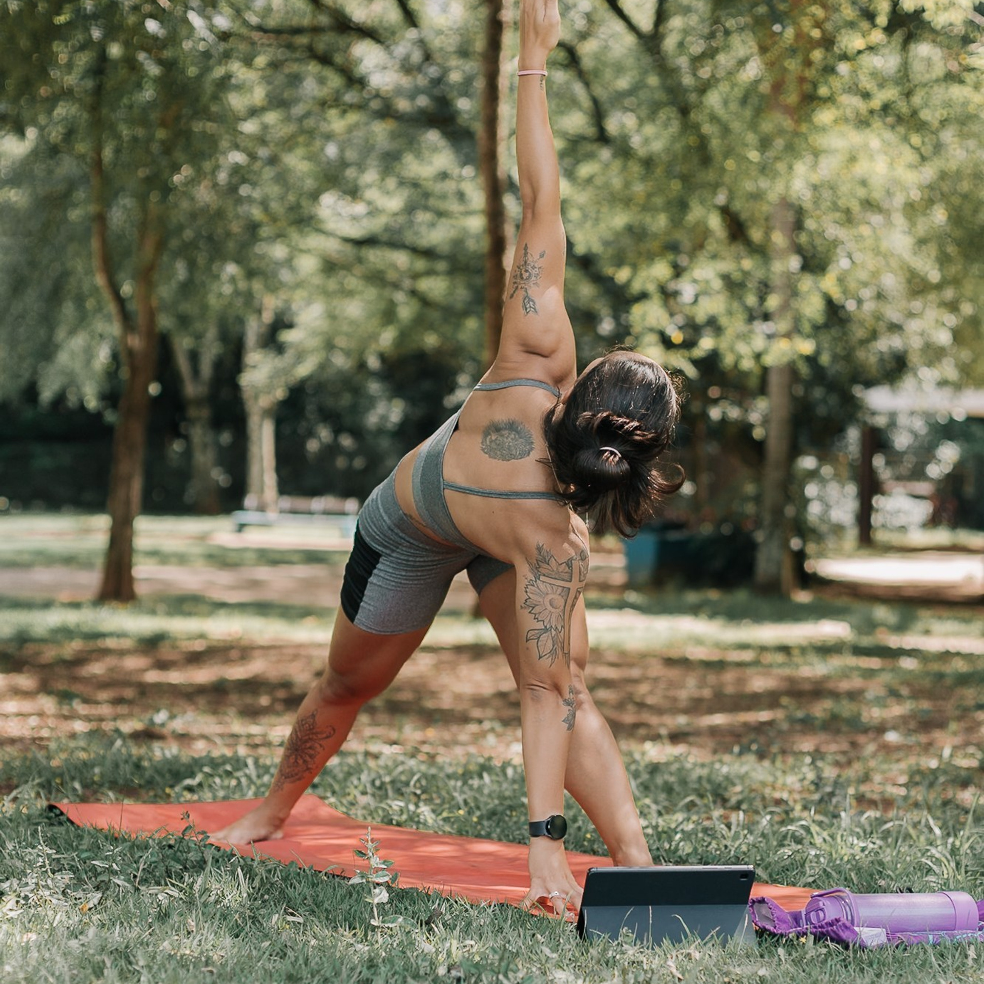 Yoga no Parque da Juventude — São Paulo /SP. Mareh Audiovisual