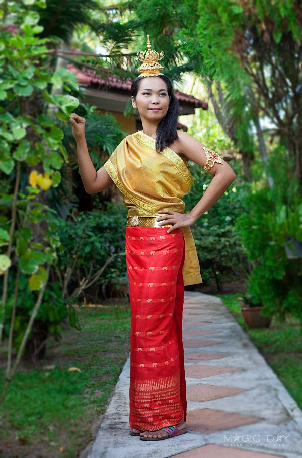 Dress for rent. Hochzeitsplaner Koh Samui | Strand- & Villenhochzeiten – Magic Day
