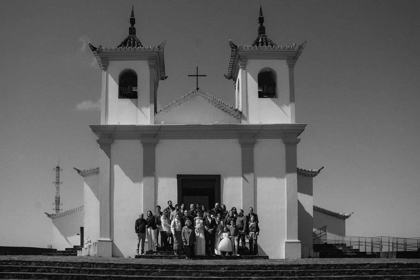 Mais do que registrar, a Edu e Josi Fotografia conta histórias através de fotos de casamento com linguagem documental. Cada imagem carrega emoção, espontaneidade e a verdade de um dos dias mais importantes da vida.