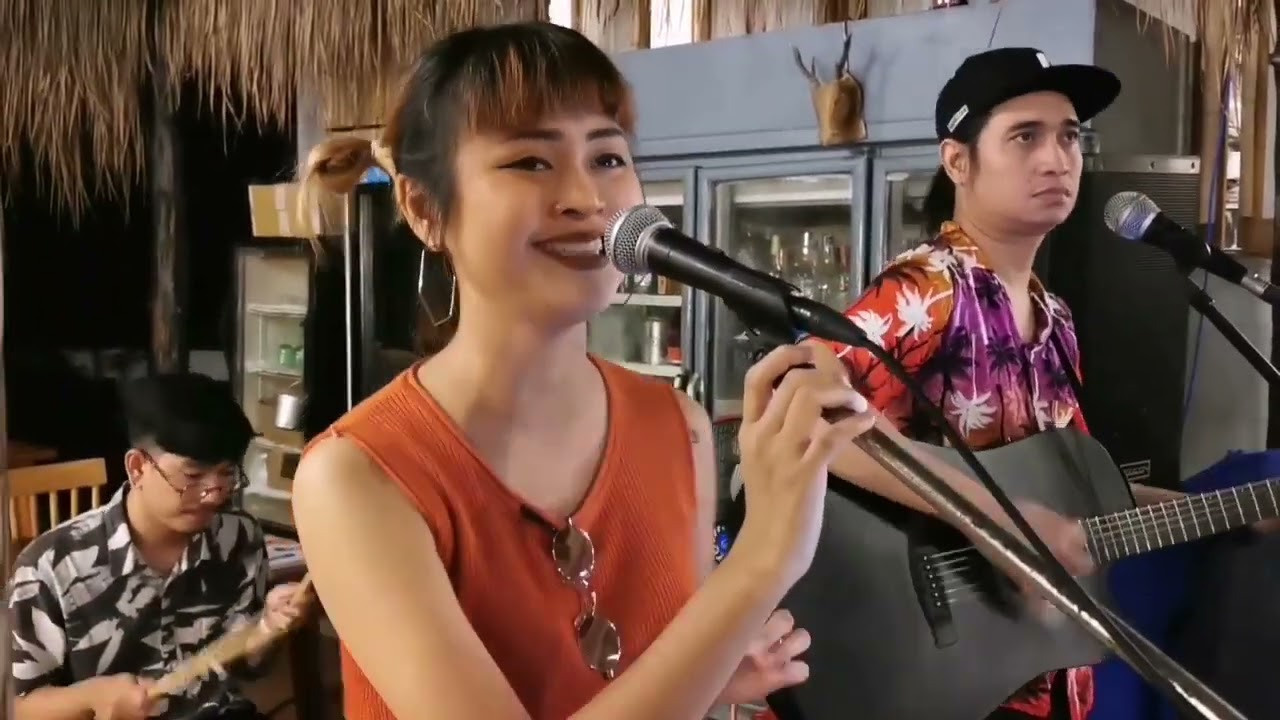 Live music. Koh Samui Wedding Planner | Beach & Villa Weddings — Magic Day
