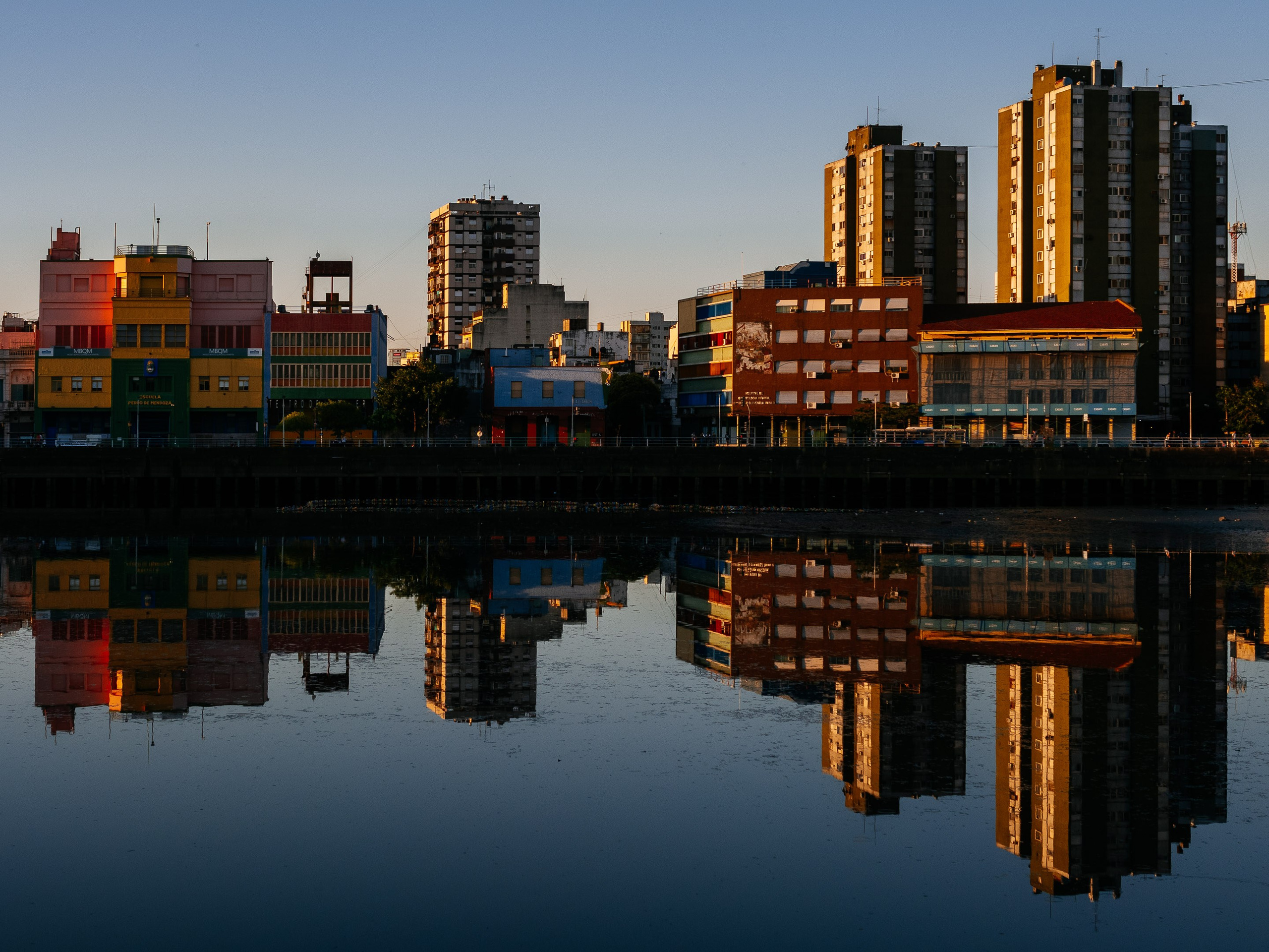 La Boca neighborhood, Buenos Aires, Argentina. Federico Borobio, street and documentary photography.